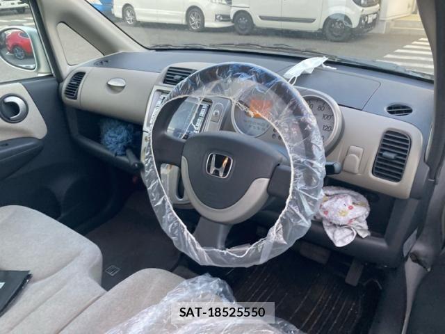 Honda LIFE 2004-02 8413356-8