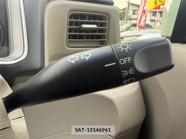 Honda LIFE 2011-12 8485661-11