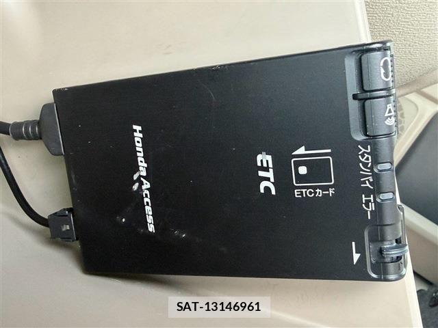 Honda LIFE 2011-12 8485661-12