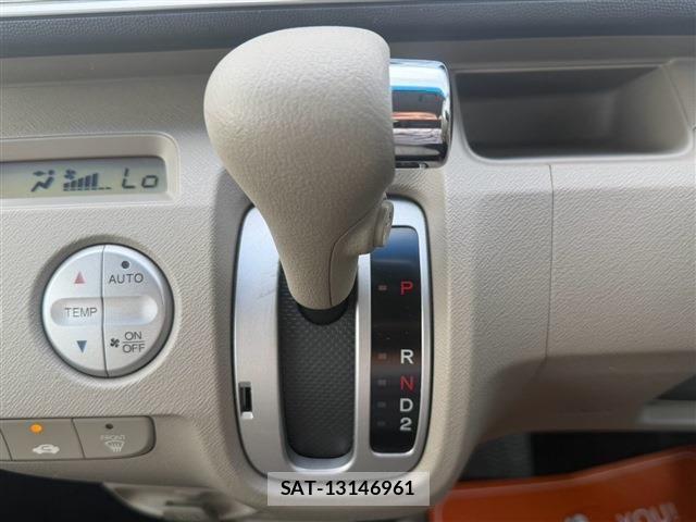 Honda LIFE 2011-12 8485661-7