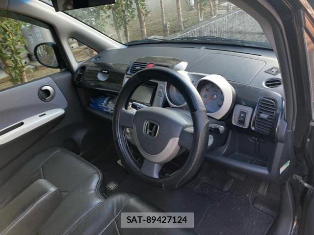 Honda LIFE 2006-02 8666438-16