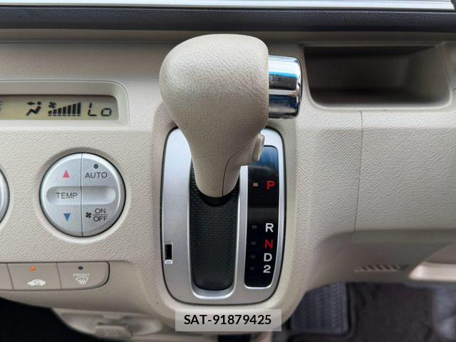 Honda LIFE 2012-01 8796535-11