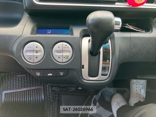 Honda LIFE 2011-08 8880587-14