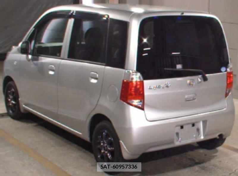 Honda LIFE 2013-06 8884715-2