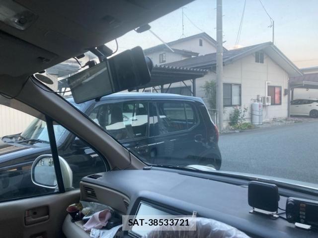 Honda LIFE 2012-10 7221213-8