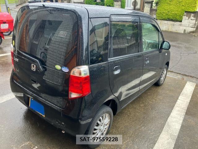 Honda LIFE 2011-12 7358596-1