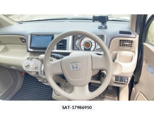 Honda LIFE 2012-03 7979820-11