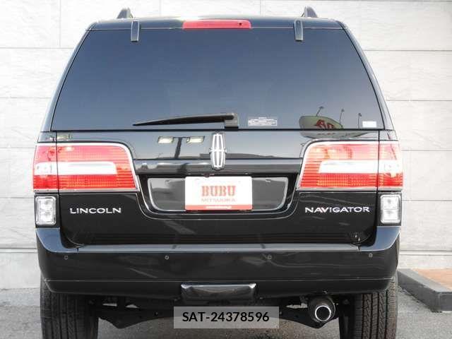 Lincoln NAVIGATOR 2015-06 690228-14