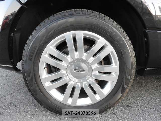 Lincoln NAVIGATOR 2015-06 690228-17