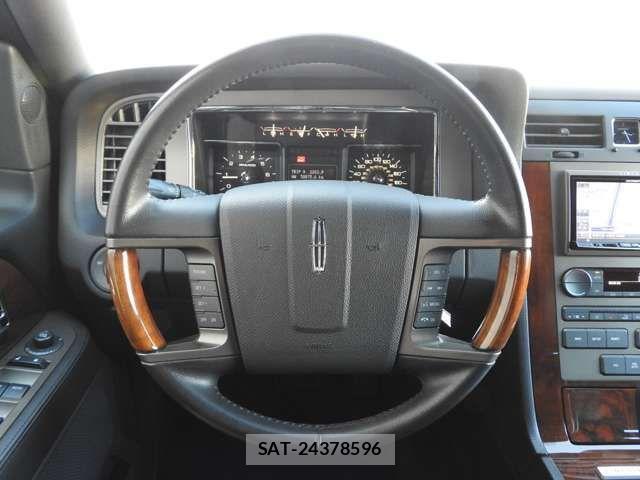 Lincoln NAVIGATOR 2015-06 690228-6