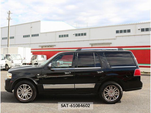 Lincoln NAVIGATOR 2009-11 1362037-27