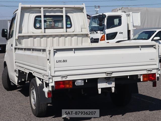 Toyota LITEACE TRUCK 2020-03 3714708-2