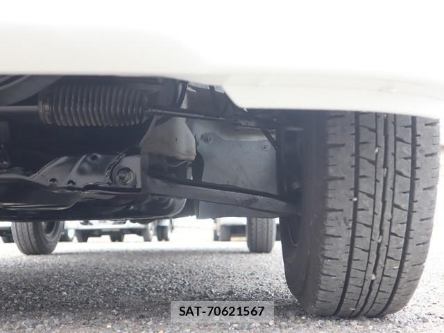 Toyota LITEACE TRUCK 2019-03 5871310-21