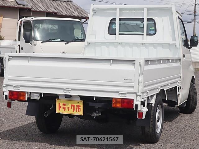 Toyota LITEACE TRUCK 2019-03 5871310-4