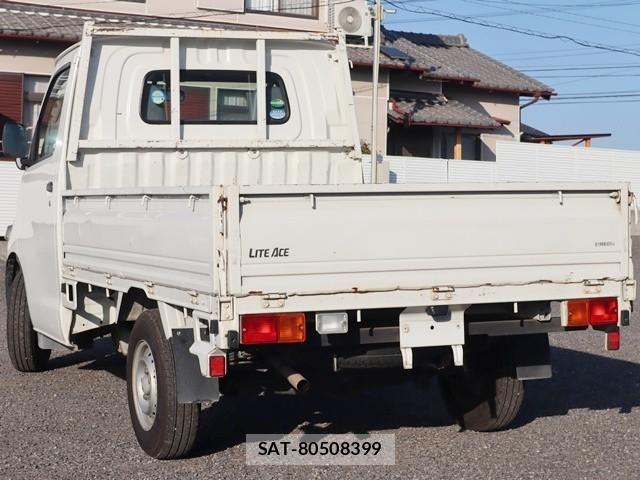 Toyota LITEACE TRUCK 2019-03 5871295-1