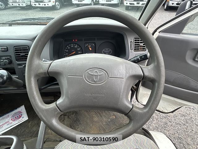 Toyota LITEACE TRUCK 2005-04 6264921-3