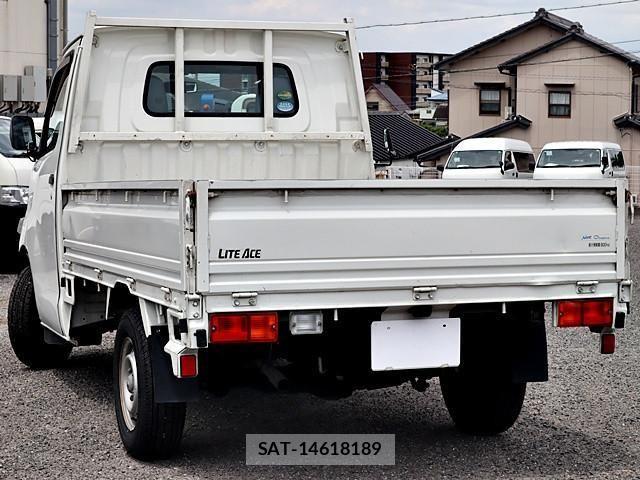 Toyota LITEACE TRUCK 2015-07 7501361-1
