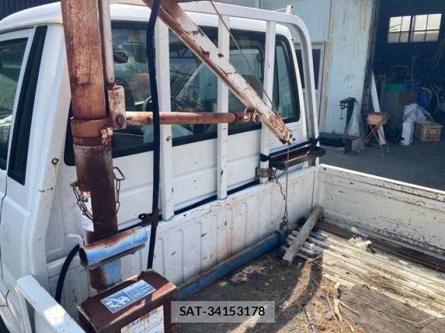 Toyota LITEACE TRUCK 2004-04 8880595-11