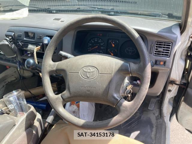 Toyota LITEACE TRUCK 2004-04 8880595-16