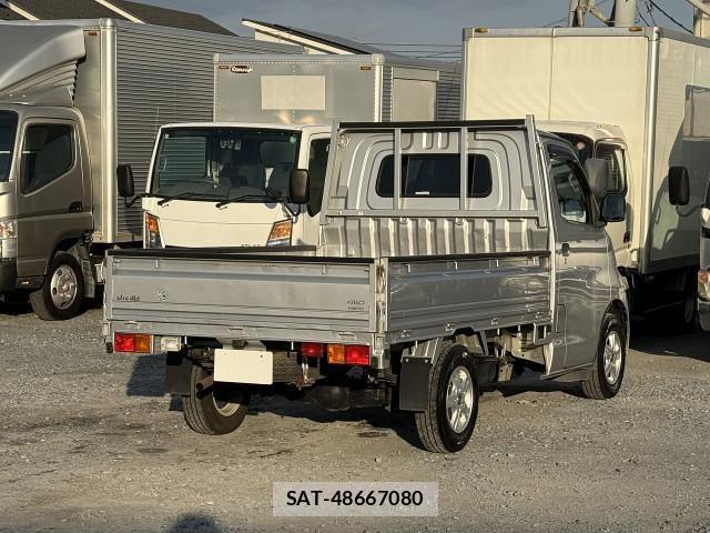 Toyota LITEACE TRUCK 2012-04 2316754-2