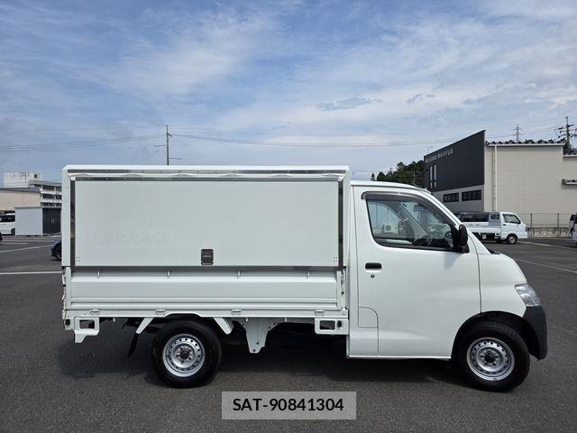 Toyota LITEACE TRUCK 2018-12 7455514-3