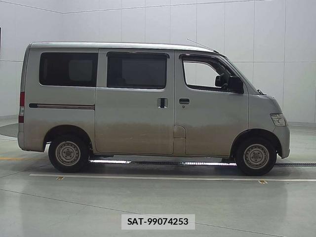 Toyota LITEACE VAN 2020 976201-2