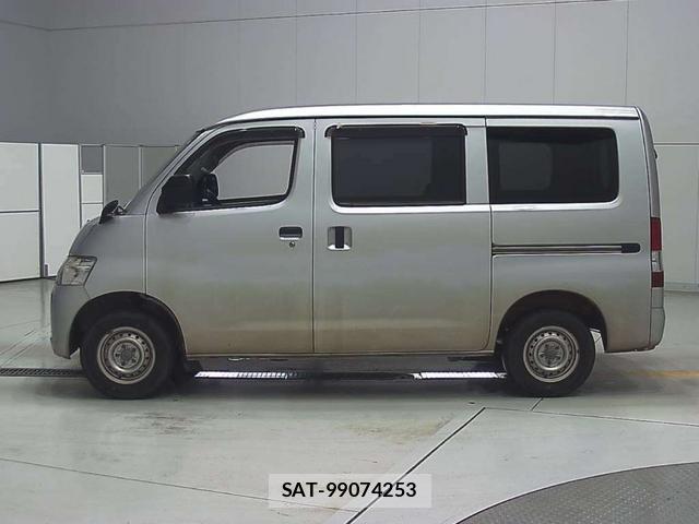 Toyota LITEACE VAN 2020 976201-3