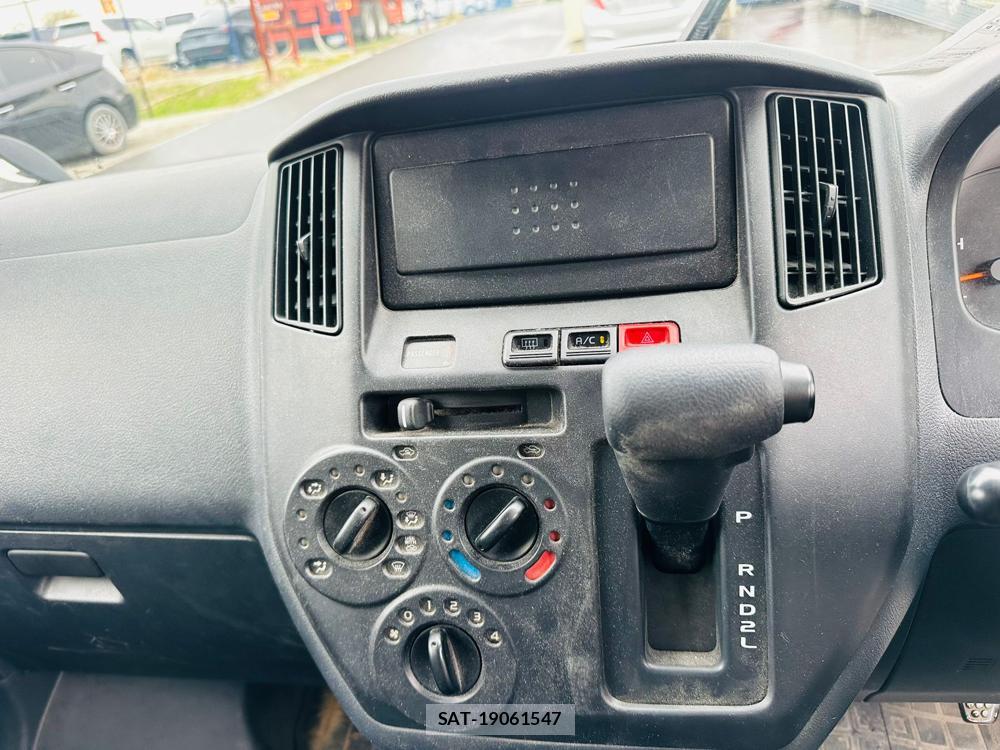 Toyota LITEACE VAN 2020 5852435-19