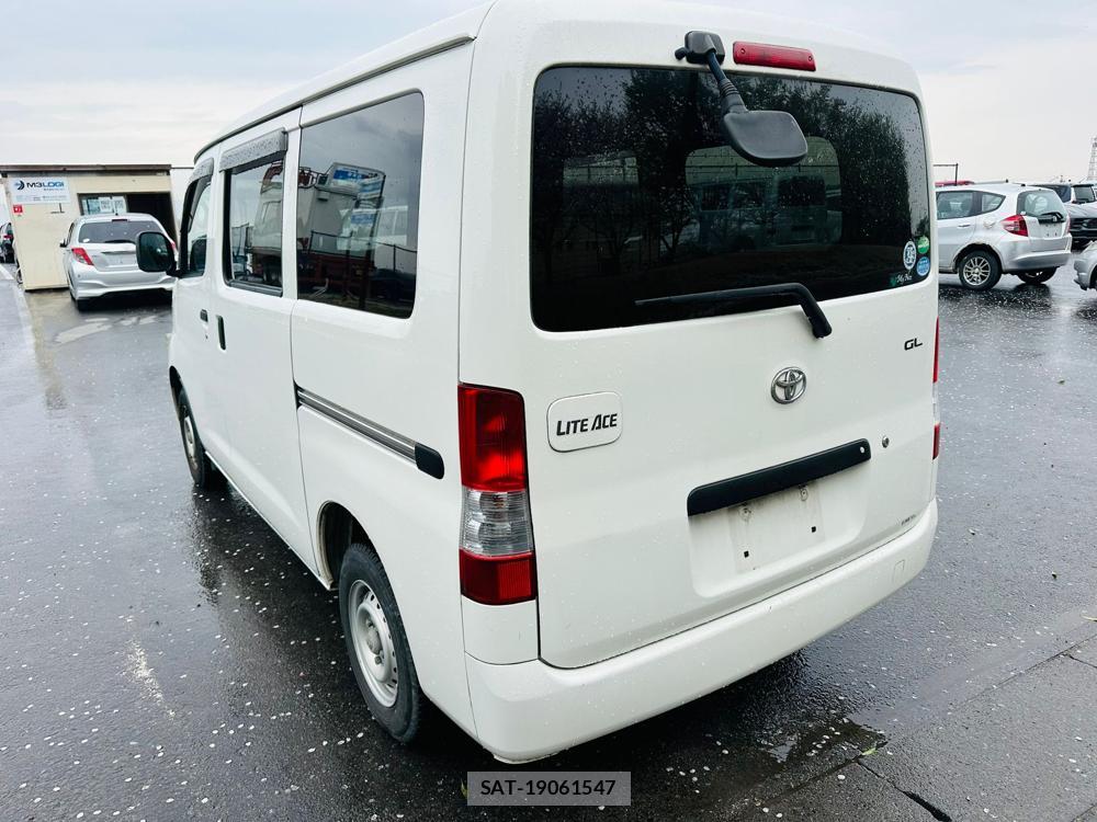 Toyota LITEACE VAN 2020 5852435-2