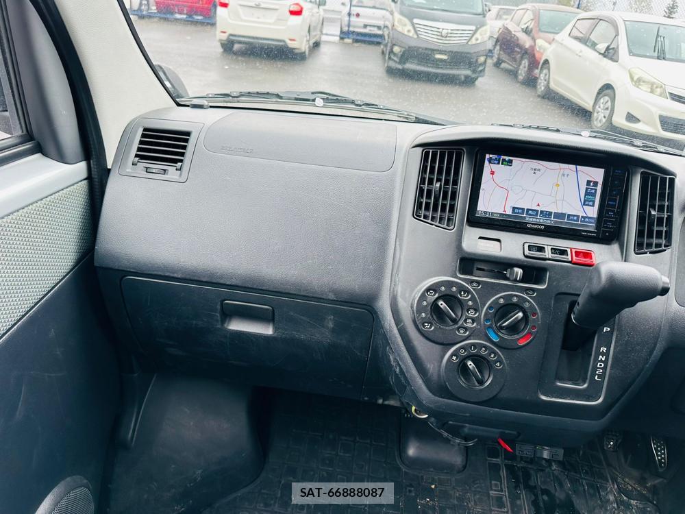 Toyota LITEACE VAN 2020 5852436-17
