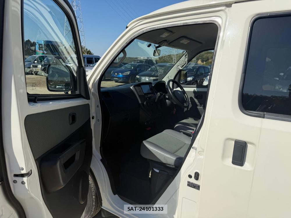 Toyota LITEACE VAN 2020 4625107-9