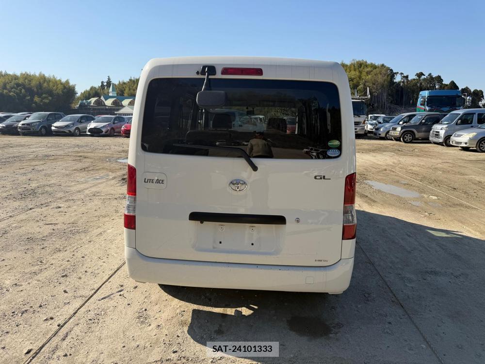 Toyota LITEACE VAN 2020 4625107-3