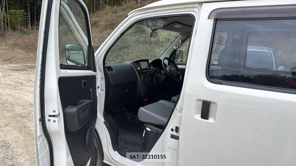 Toyota LITEACE VAN 2020 4624923-10