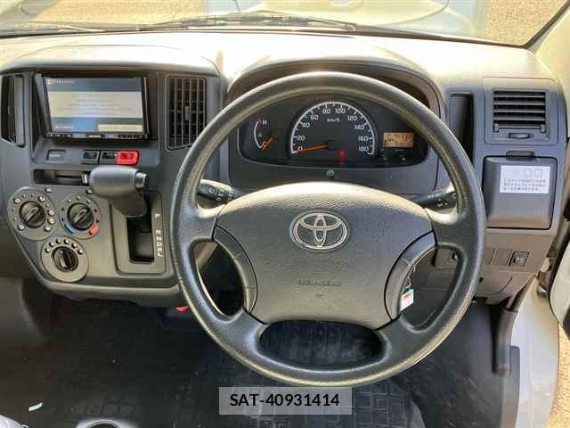 Toyota LITEACE VAN 2020 6710938-6