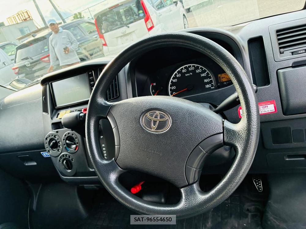 Toyota LITEACE VAN 2020-04 7471397-14