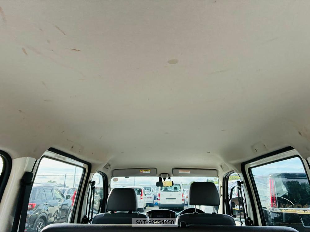 Toyota LITEACE VAN 2020-04 7471397-24