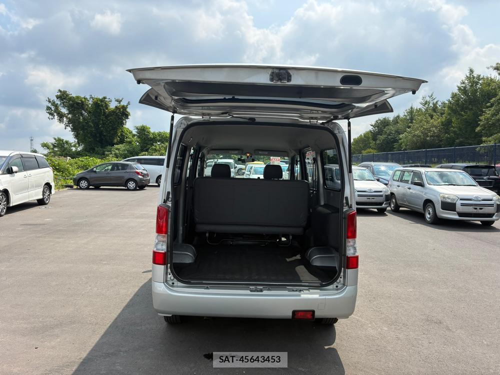 Toyota LITEACE VAN 2020 7242608-25