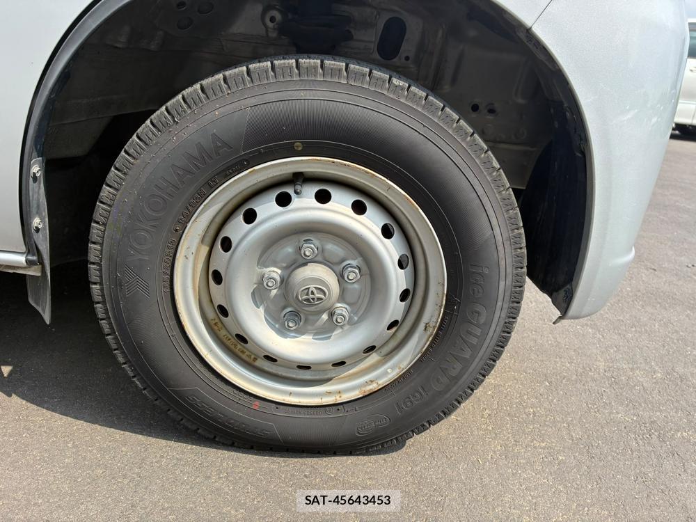 Toyota LITEACE VAN 2020 7242608-28