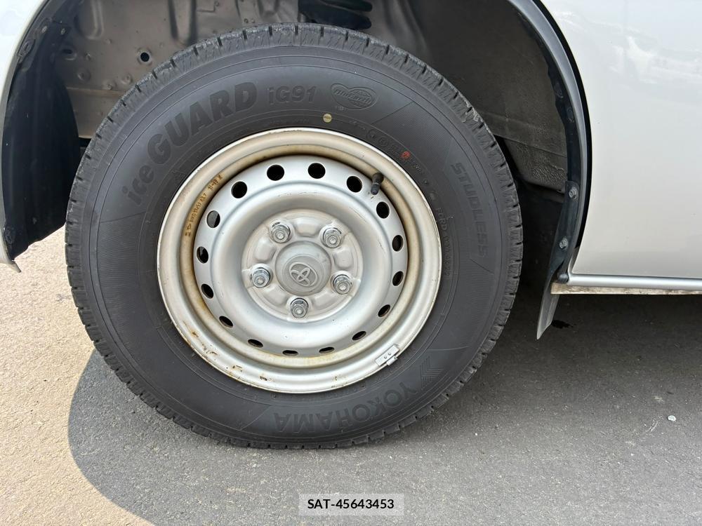 Toyota LITEACE VAN 2020 7242608-29