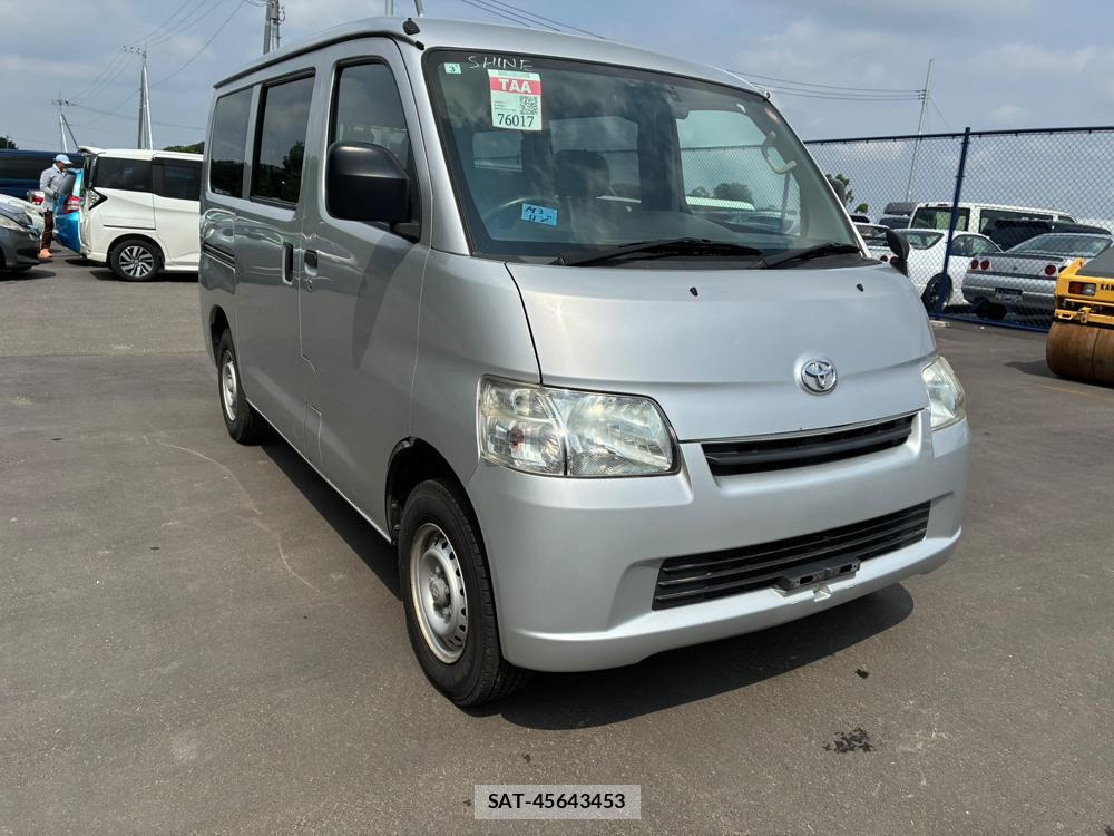 Toyota LITEACE VAN 2020 7242608-6