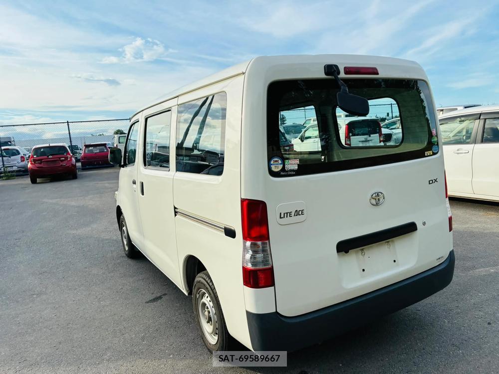Toyota LITEACE VAN 2020-04 7471398-2