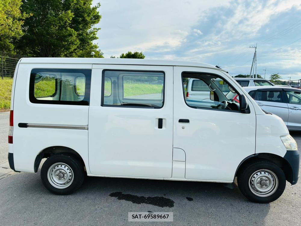 Toyota LITEACE VAN 2020-04 7471398-5