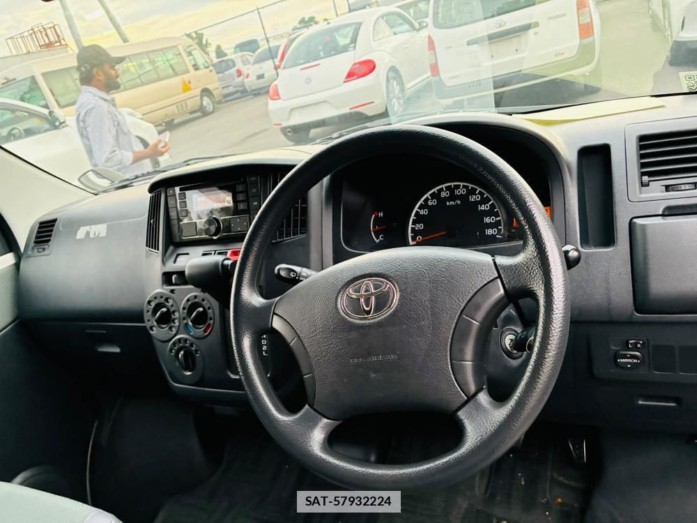 Toyota LITEACE VAN 2020-08 7513784-14