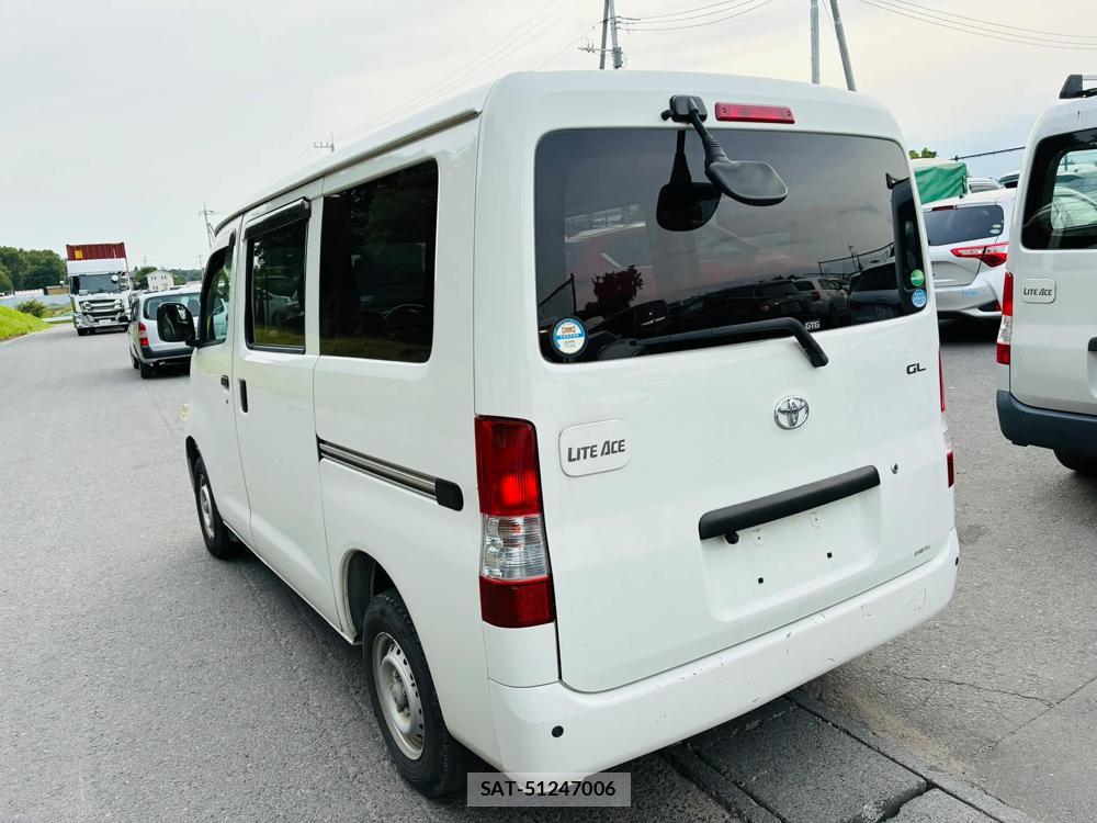 Toyota LITEACE VAN 2020-06 7496366-2