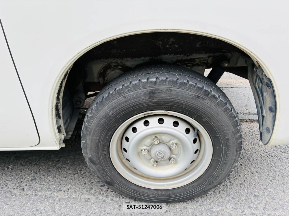 Toyota LITEACE VAN 2020-06 7496366-30