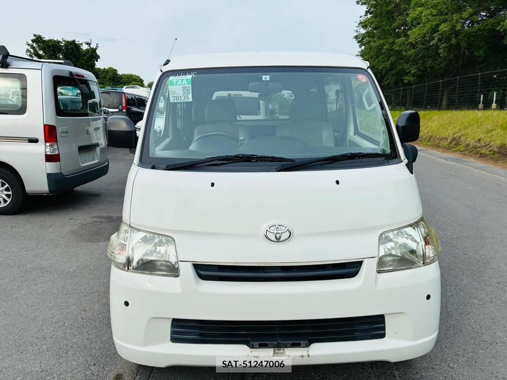 Toyota LITEACE VAN 2020-06 7496366-7