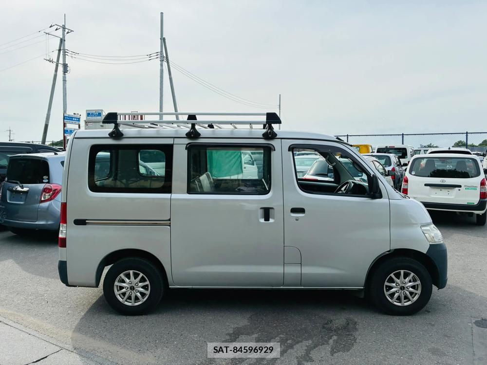 Toyota LITEACE VAN 2020-02 7496364-5