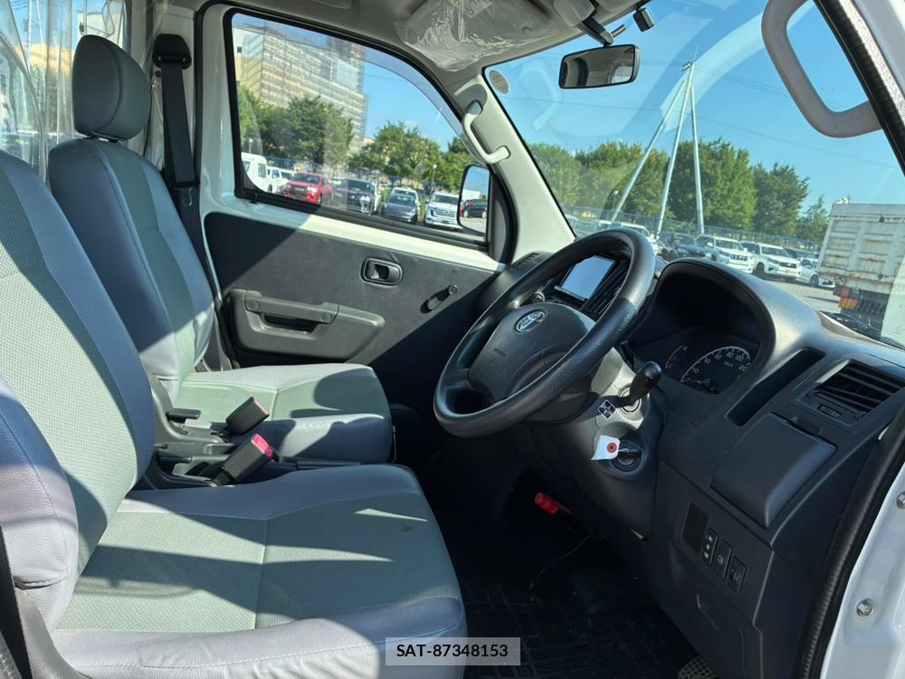 Toyota LITEACE VAN 2020-07 7482978-11