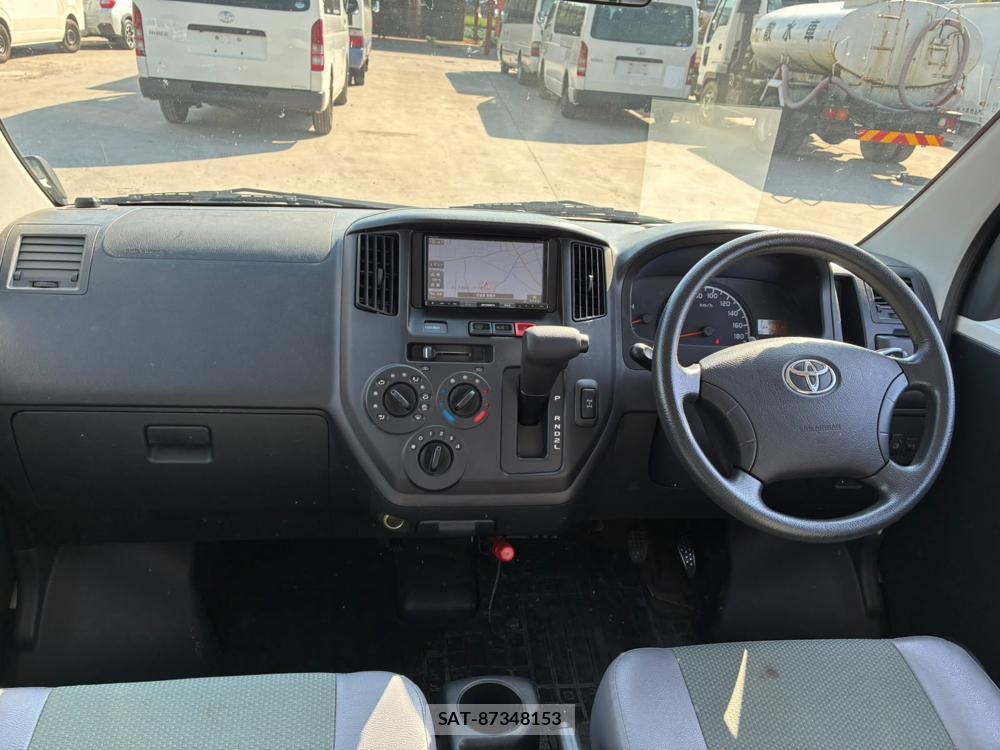 Toyota LITEACE VAN 2020-07 7482978-12
