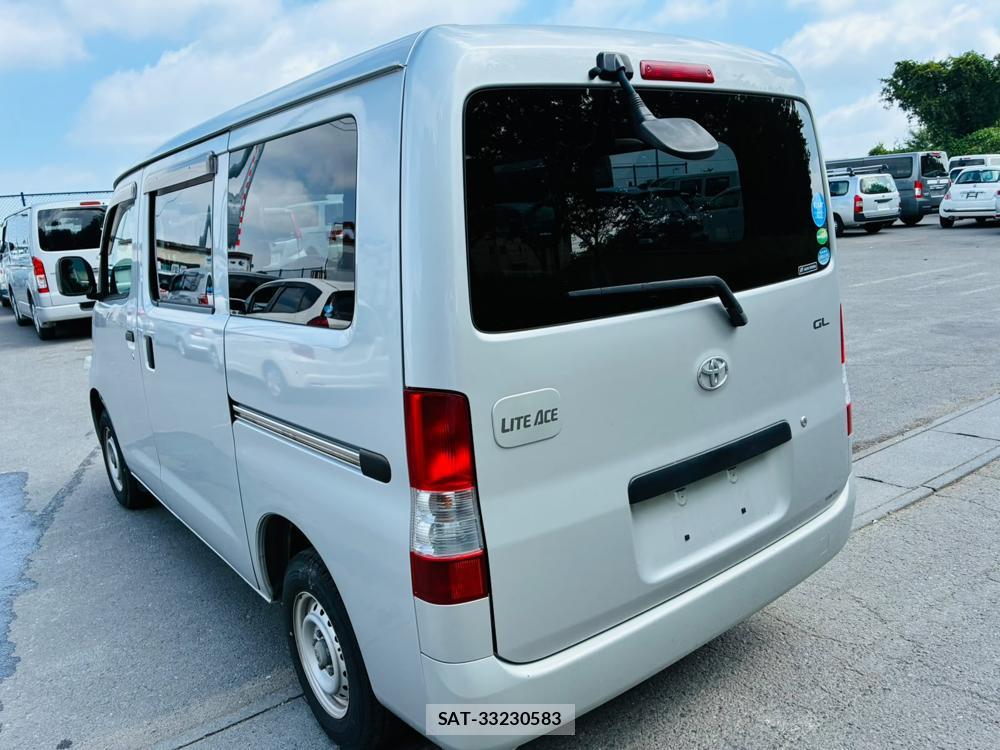 Toyota LITEACE VAN 2019-08 8119959-2